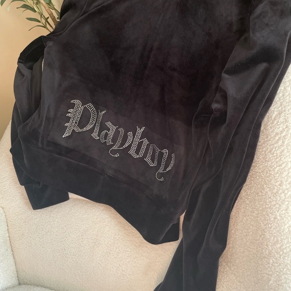 Y2K PLAYBOY Black Velour Hoodie - Picture 4 of 5